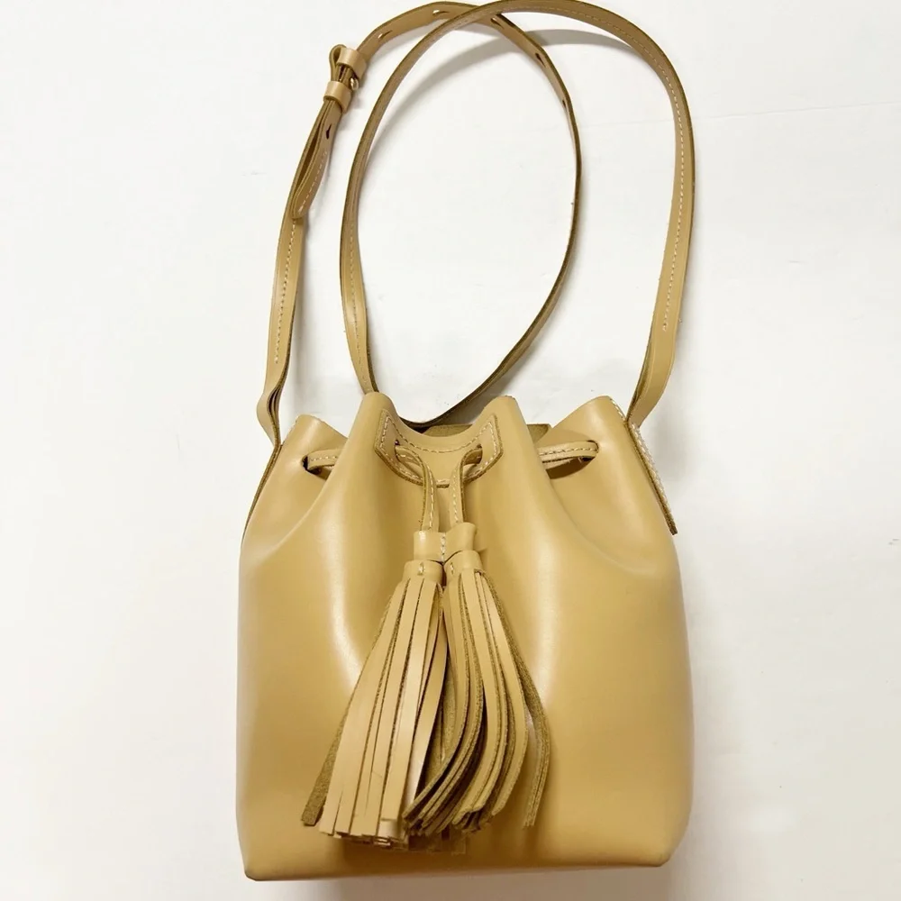 J Crew Womens Tan Leather Tasseled Mini Crossbody Adjustable Strap Bucket Bag